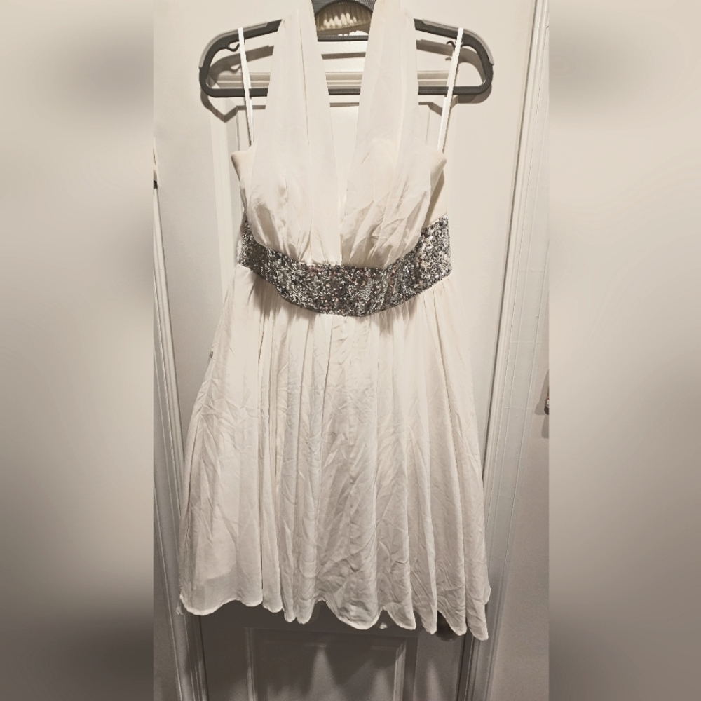 SOLD!!! Deb winter white formal dress sz 14 NWOT